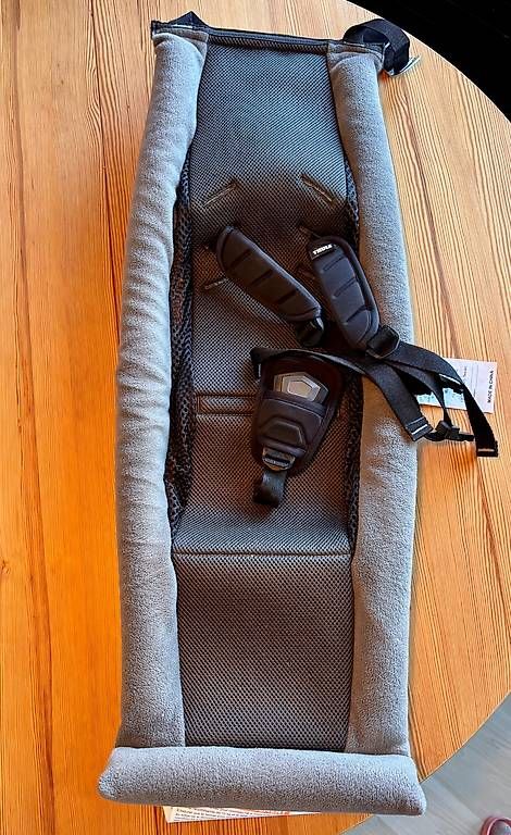 Amache: Thule Baby Hängematte  – Usato da Bern venduto da ver_mp5k
