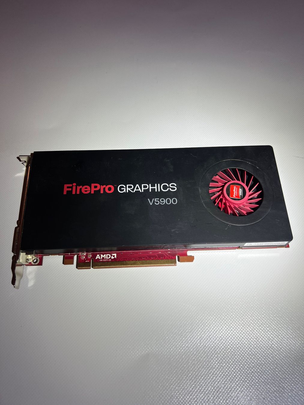 Amd Schede grafiche: Grafikkarte Fire Pro V5900 – Usato da schellenberg venduto da freefostore