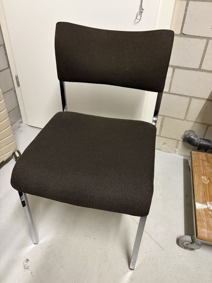 Sedie: Stuhl braun mit Metallgestell – Usato da Dornach venduto da Dale-99 1