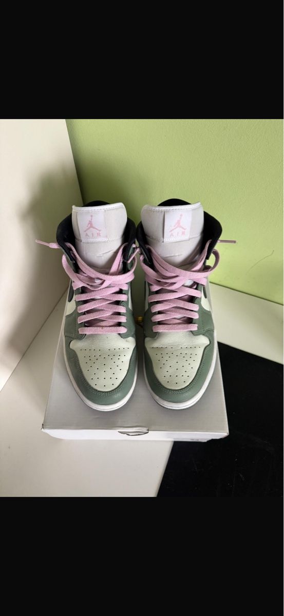 Jordan Scarpe da uomo: Jordan 1 Mid SE Grün – Usato da Schaffhausen venduto da bs77 1