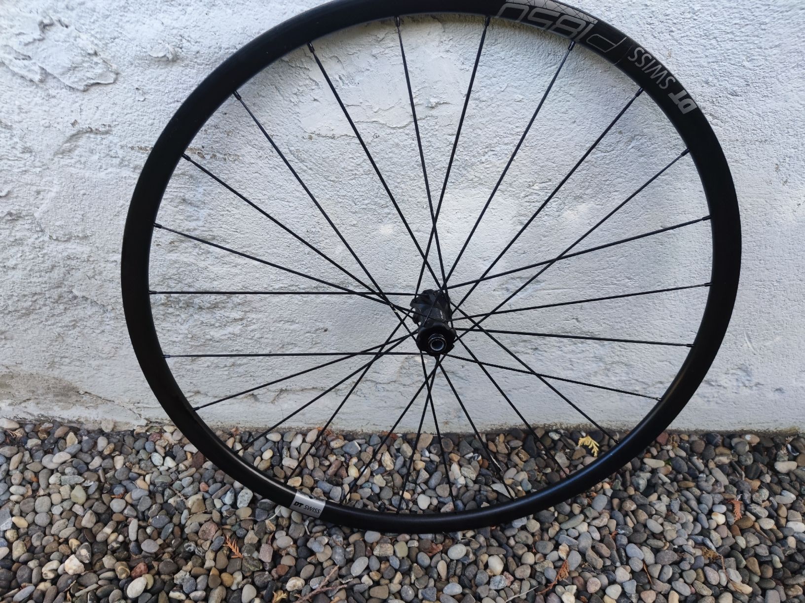Shimano Jantes: Vorderrad – D'occasion à Meggen par Malecifent