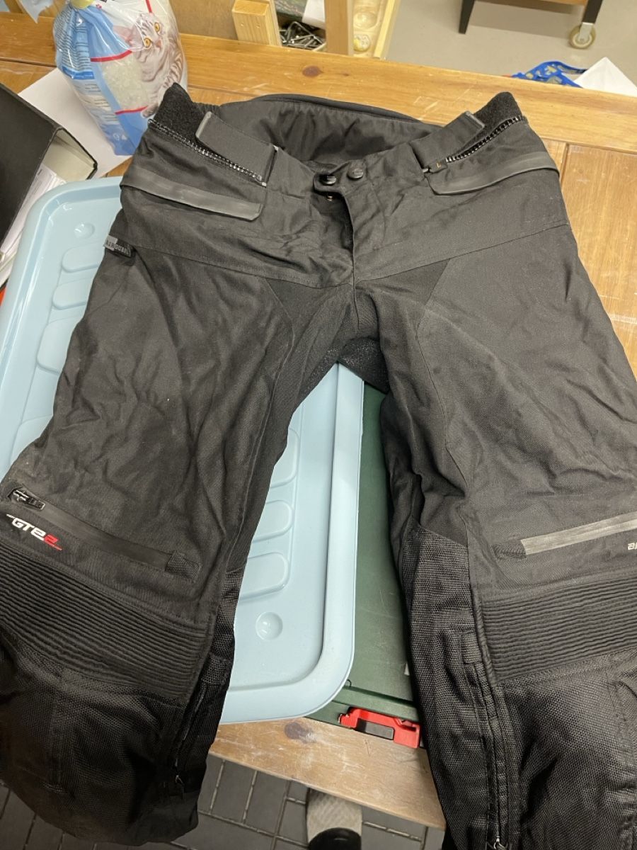 IXS Pantaloni: Motorradhose Gr. L – Usato da Madetswil venduto da Toni4ever