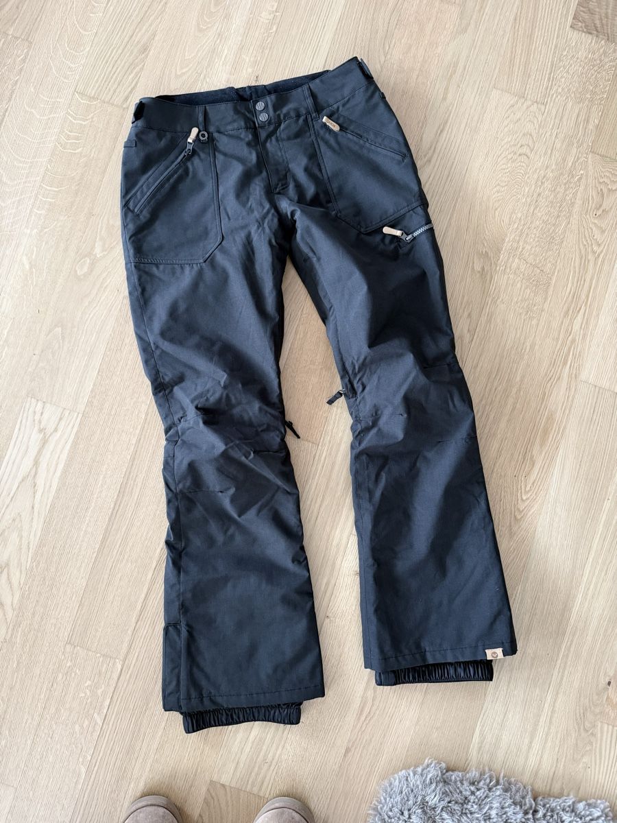 Roxy Hosen: Roxy snowboard/ski trousers – Gebraucht aus Zürich von sas_5f2h