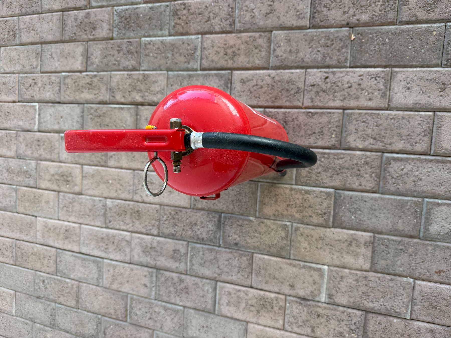 Feuerlöscher: Feuerlöscher – Gebraucht aus Sursee von and_9zfj 2