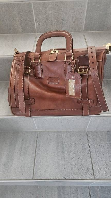 Taschen für Damen: Etienne Aigner Tasche  – Gebraucht aus Au ZH von psc_k9fm