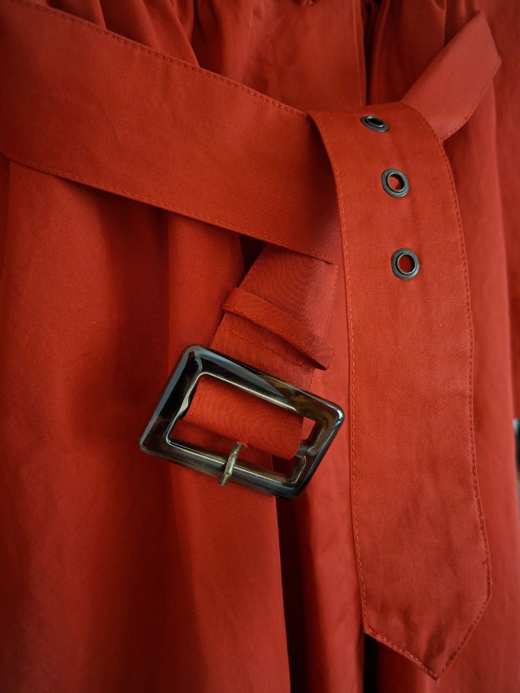 Cappotti: roter Trenchcoat von collectif – Usato da Oftringen venduto da Nore1990 2