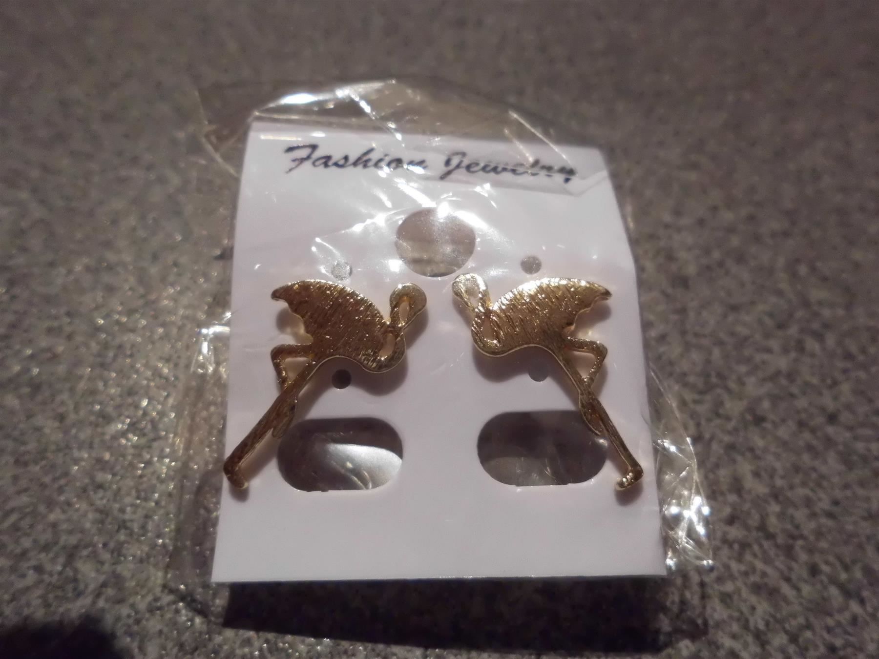 Boucles d'oreille: Ohrstecker Flamingo, goldfarbig – Neuf avec emballage d'origine à Zürich par abraxas1291