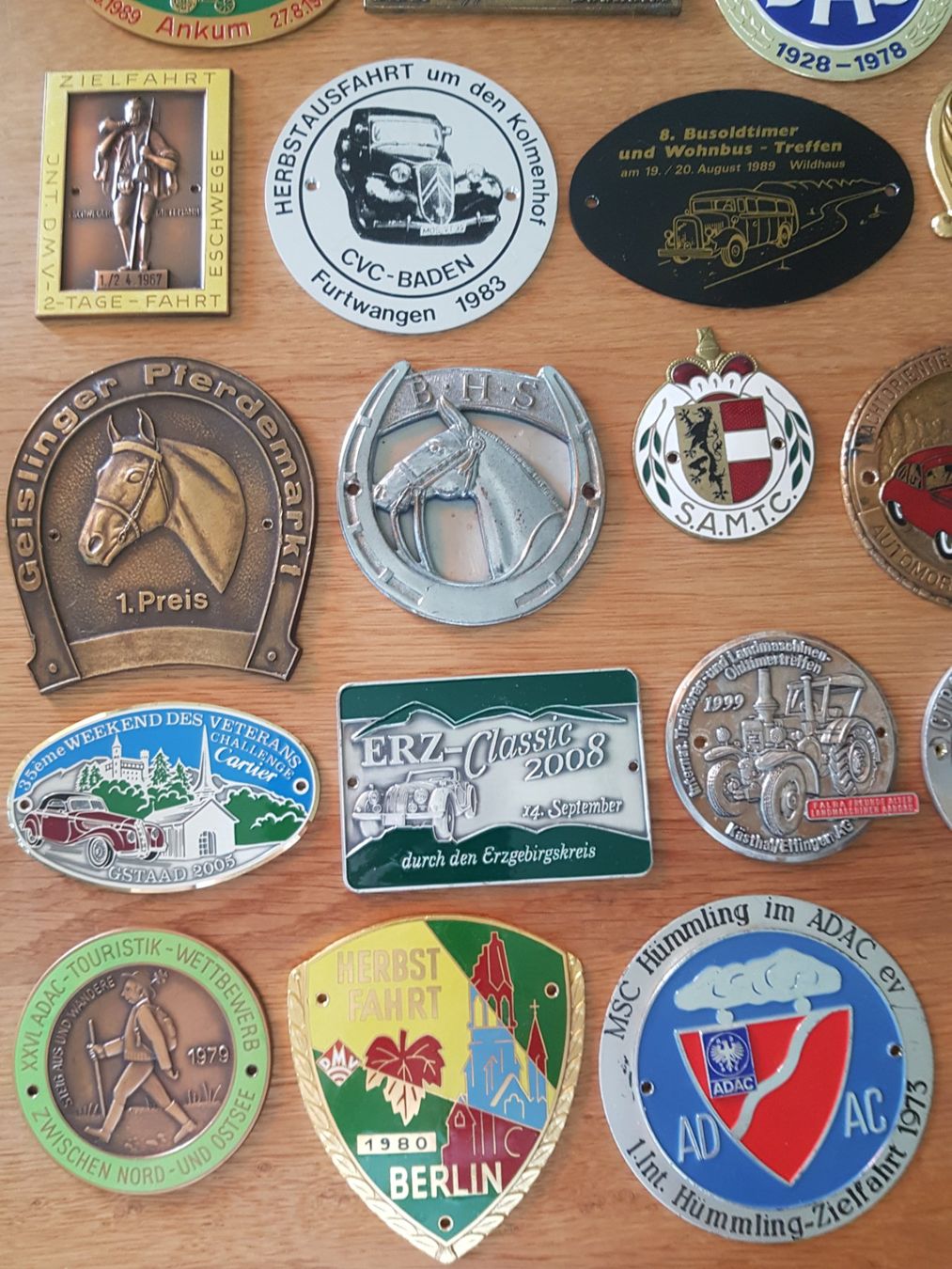 Schilder: Plaketten u. Medaillen – Gebraucht aus Neuchâtel von Blondy_73 3