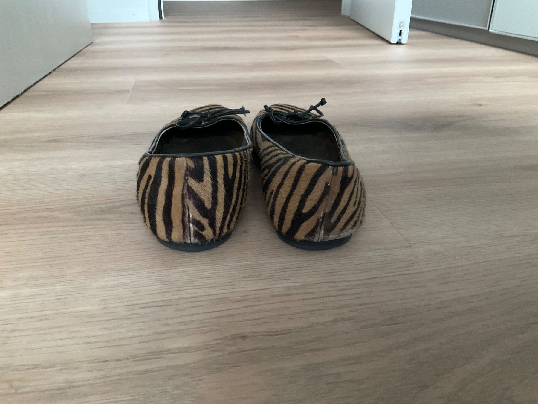 Scarpe da donna: Ballerina 2 Paar Gr. 38 – Usato da Wädenswil venduto da Vuki 2