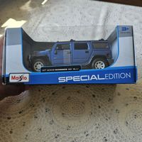 Lamborghini, Hummer 1:24 Range Rover und 1:32