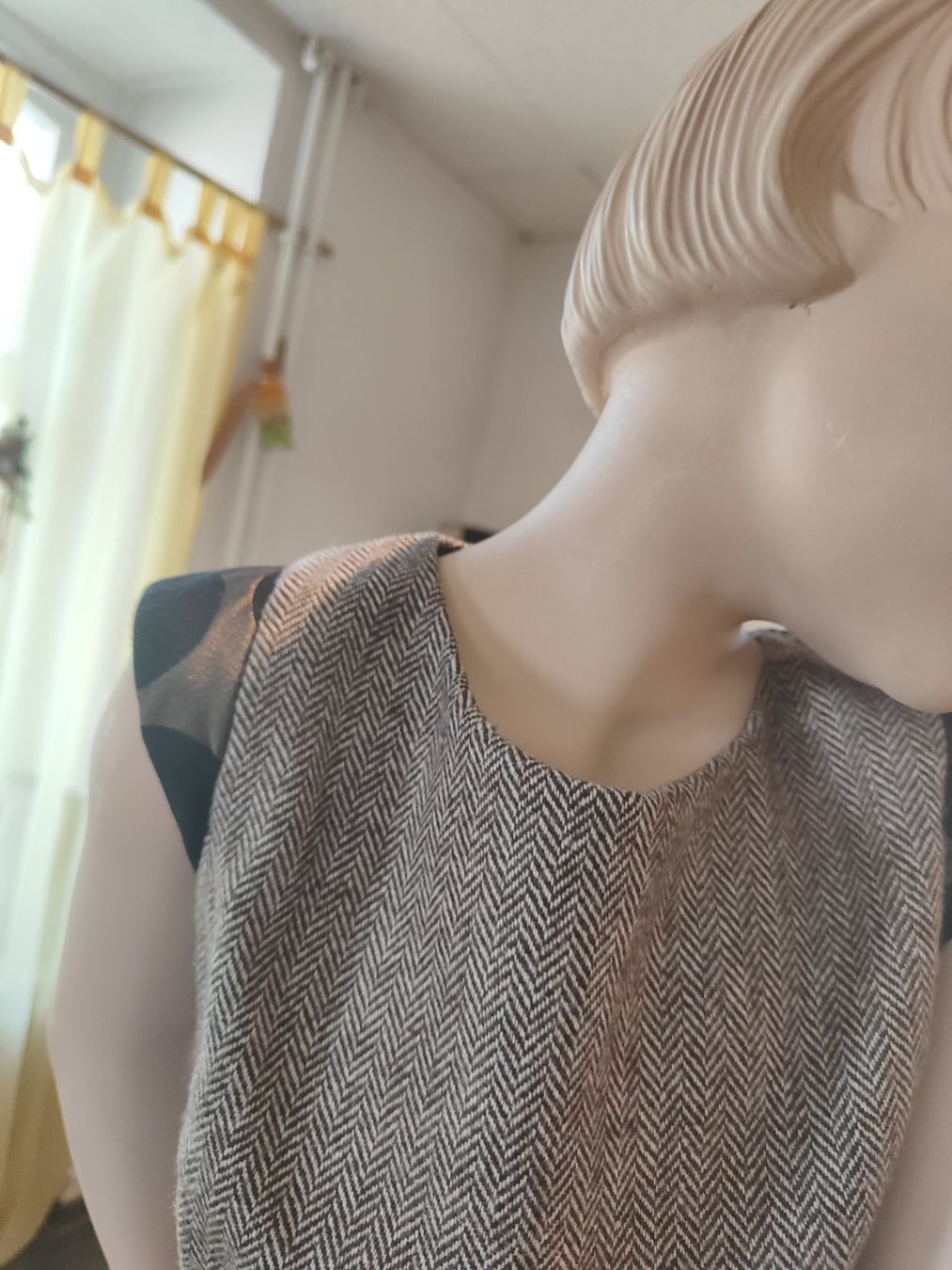 Vestiti & Gonne: Mädchen Kleid GR 130 – Usato da Langnau am Albis venduto da Judithsebi 1