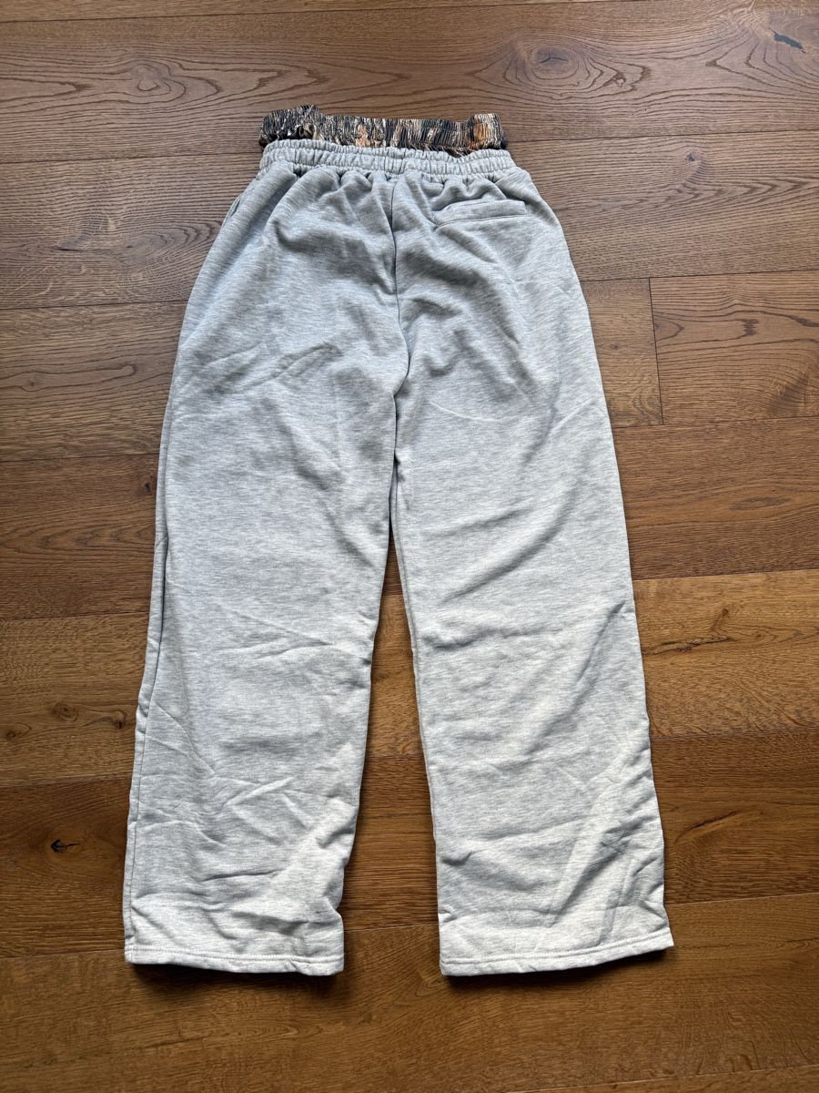 Pantaloni: Weite, graue Stoffhose, Grösse M – Nuovo e nell'imballaggio originale da Zufikon venduto da nic_wsy7 1