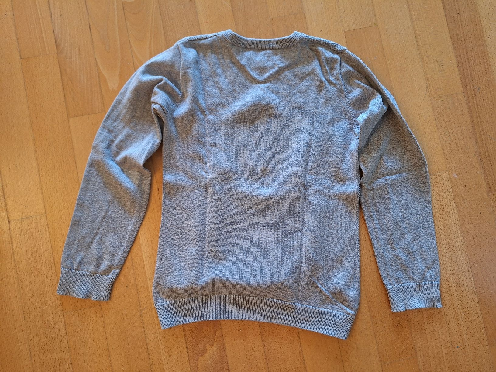 Pullover & Sweatshirts: Pullover in Gr. 140 NEU – Neu (gemäss Beschreibung) aus Oberrieden von smarties949 1