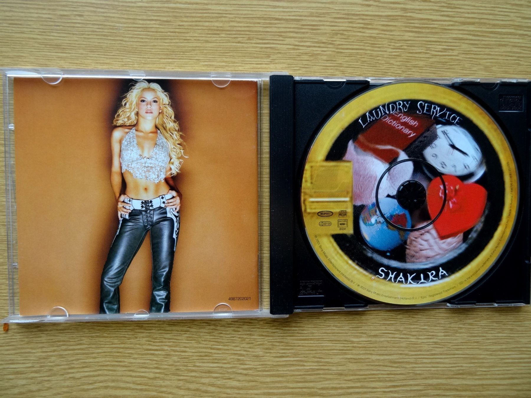 CD: Shakira Laundry Service CD – Usato da Zürich venduto da burdan 2
