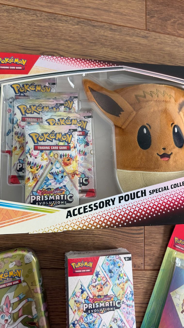 Pokémon Carte collezionabili: 🇬🇧Prismatic Evolutions collection bundle/pouch/sticker/tin – Nuovo e nell'imballaggio originale da Basel venduto da rup_r2m2 3