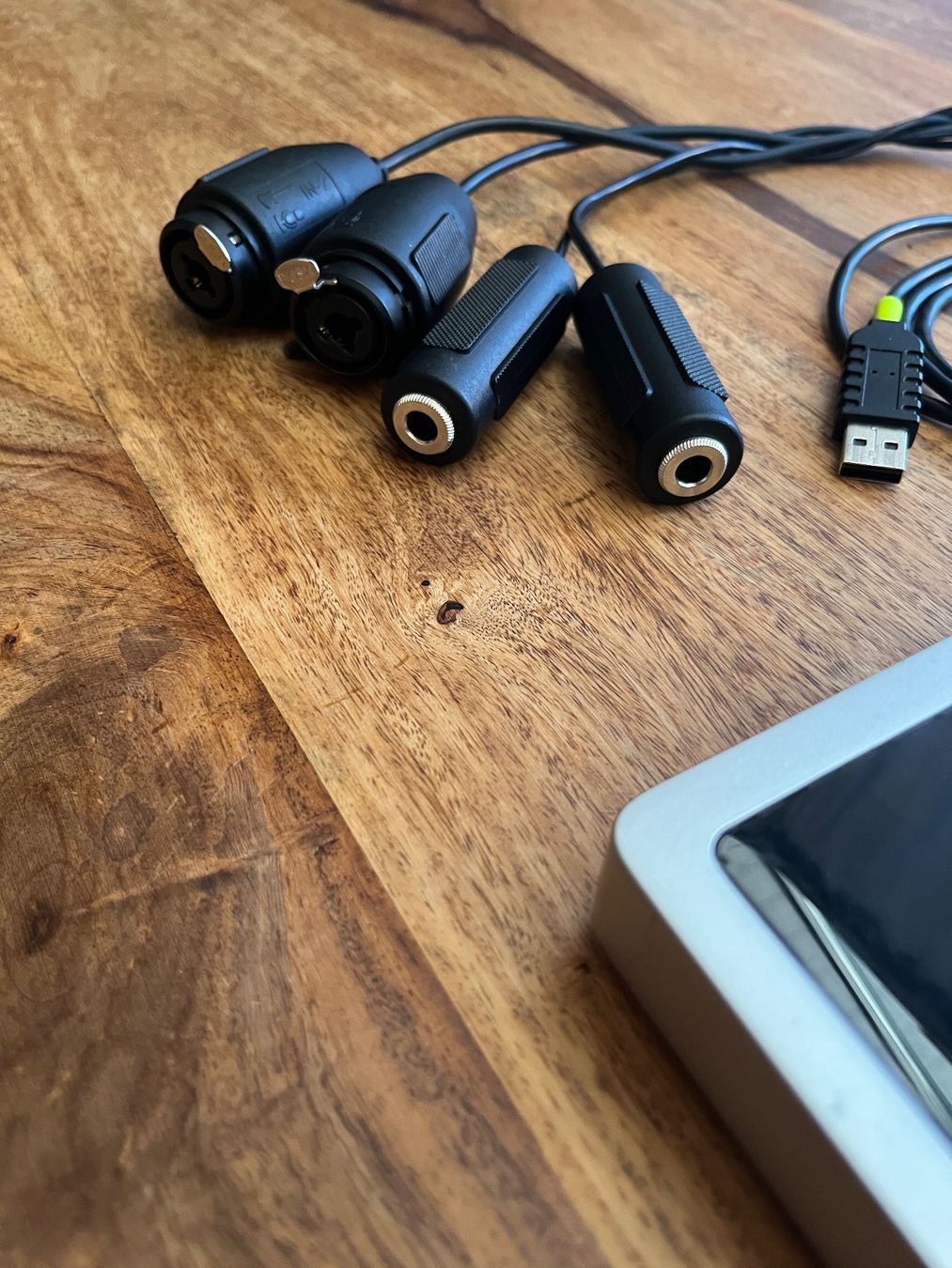Apogee Attrezzatura per studi di registrazione: Audio Interface Apogee Duet 2 – Usato da Brütten venduto da Danisp 4