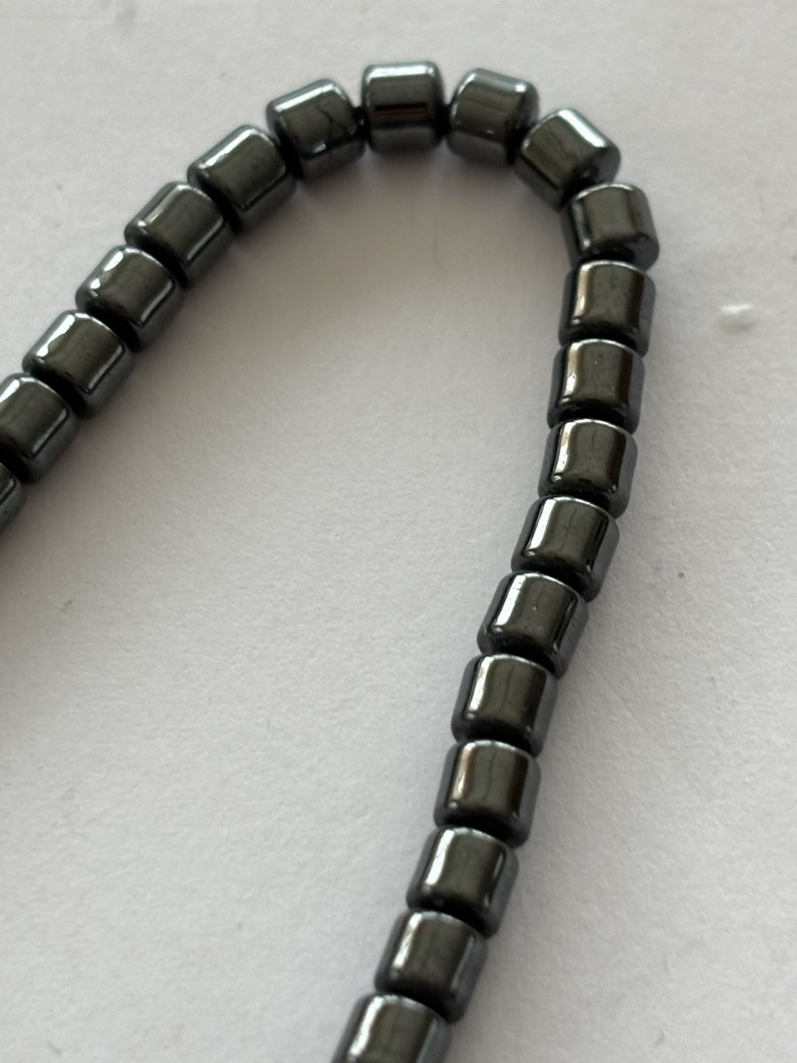 Catenine: Kette mit Herzanhänger und blauer Schmuckperle – Usato da Langnau am Albis venduto da flusspflege 3