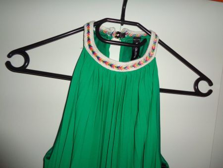 *** Kleid von New Collection *** / Plissee Optik / Neu