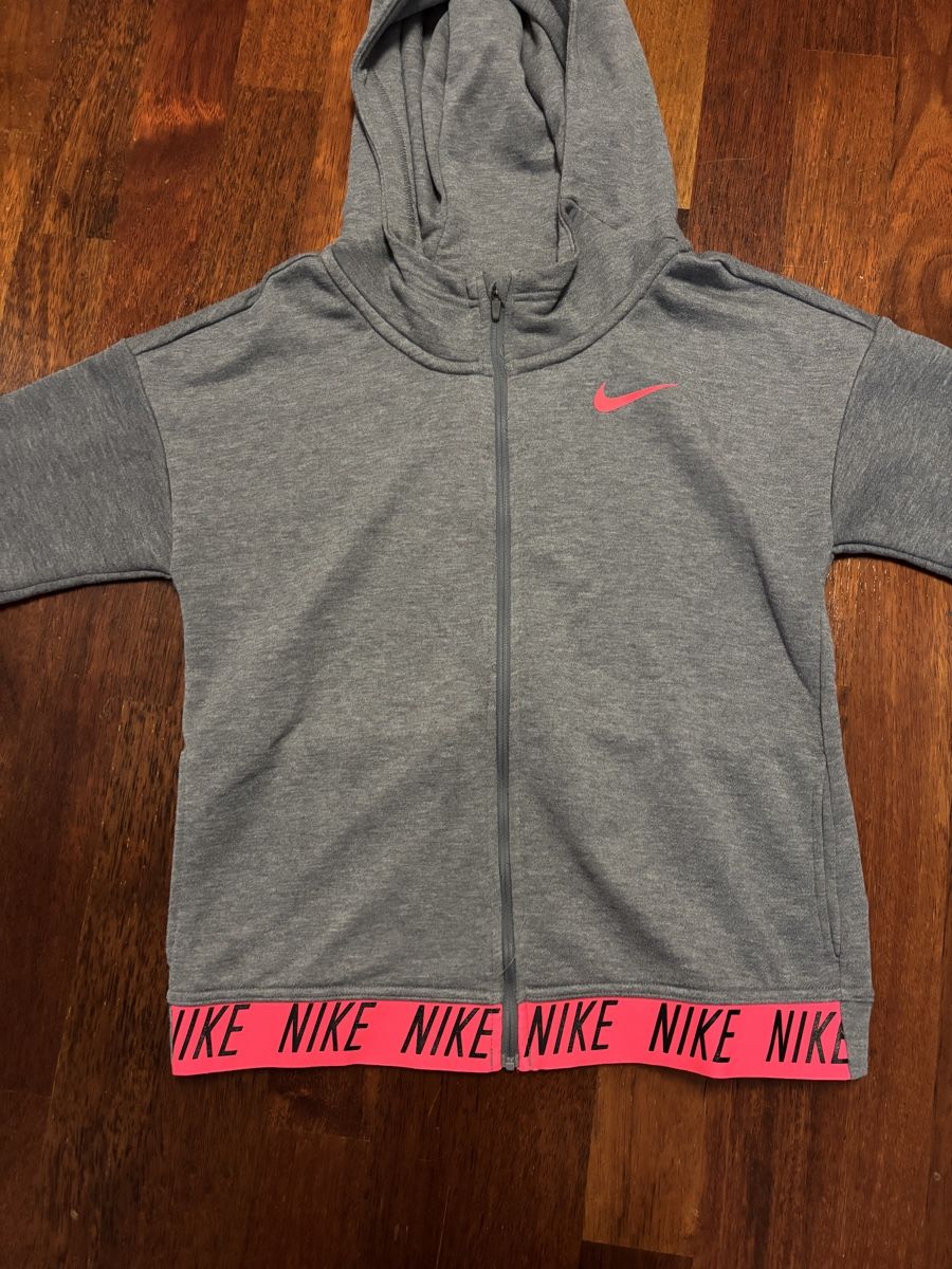 Nike Jacken & Mäntel: Nike Jacke – Neu (gemäss Beschreibung) aus Dättlikon von Cocco2 1