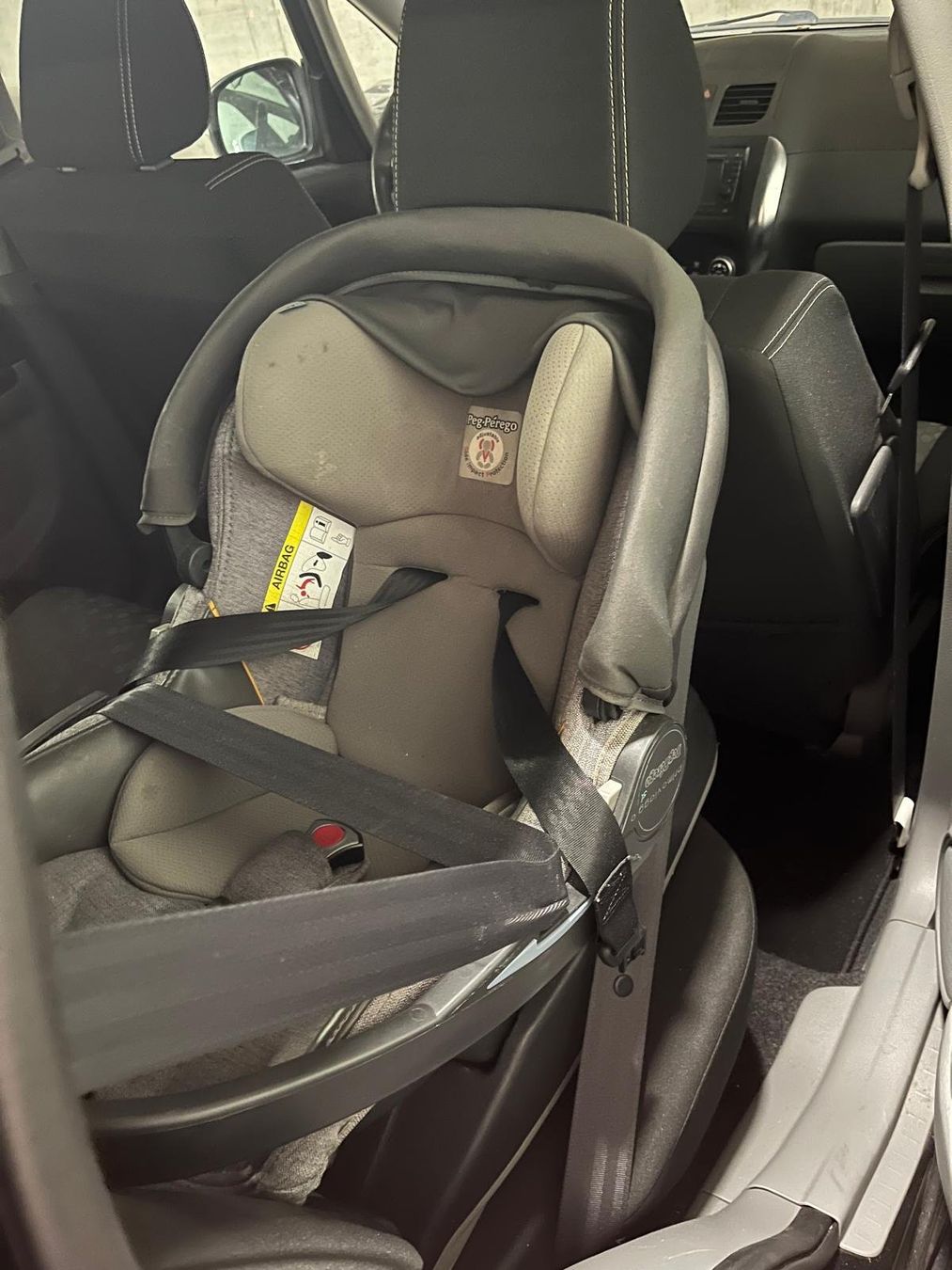 Peg Perego Sièges auto: Siège Bébé Peg Perego – D'occasion à Lausanne par eve_8kt6 1