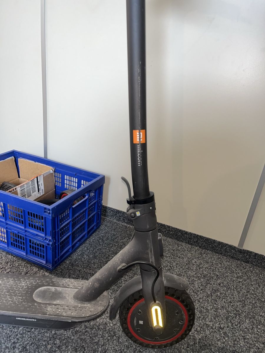Scooter: Mi Elektroscooter – Difettoso da Baar venduto da Hendrikkoller 2