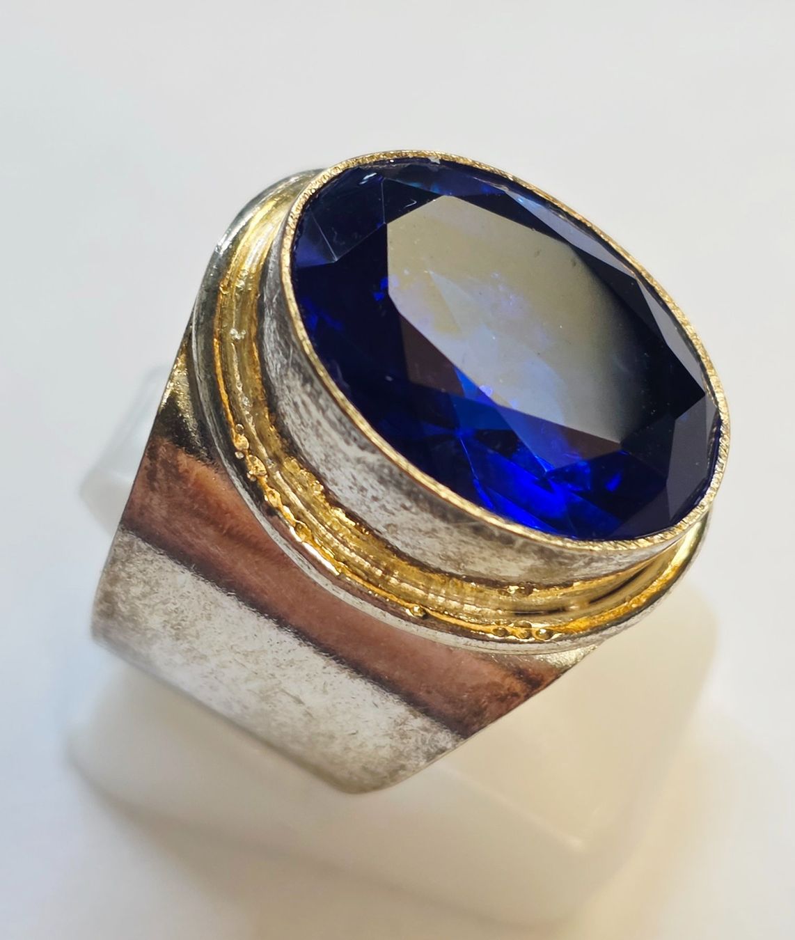 Bagues: Ring Silber grosser blauer Stein Grösse 68 17.7mm – Neuf (Voir description) à Zürich par ben_mn5h 1