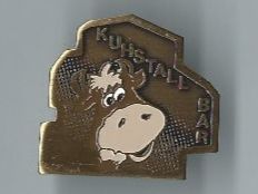 Kuhstall Bar Pin
