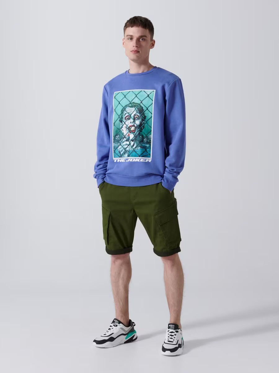 Pulls & Sweat-shirts: Cropp sweatshirt The Joker size:M 300$ – D'occasion à Lausanne par Nat_Sha