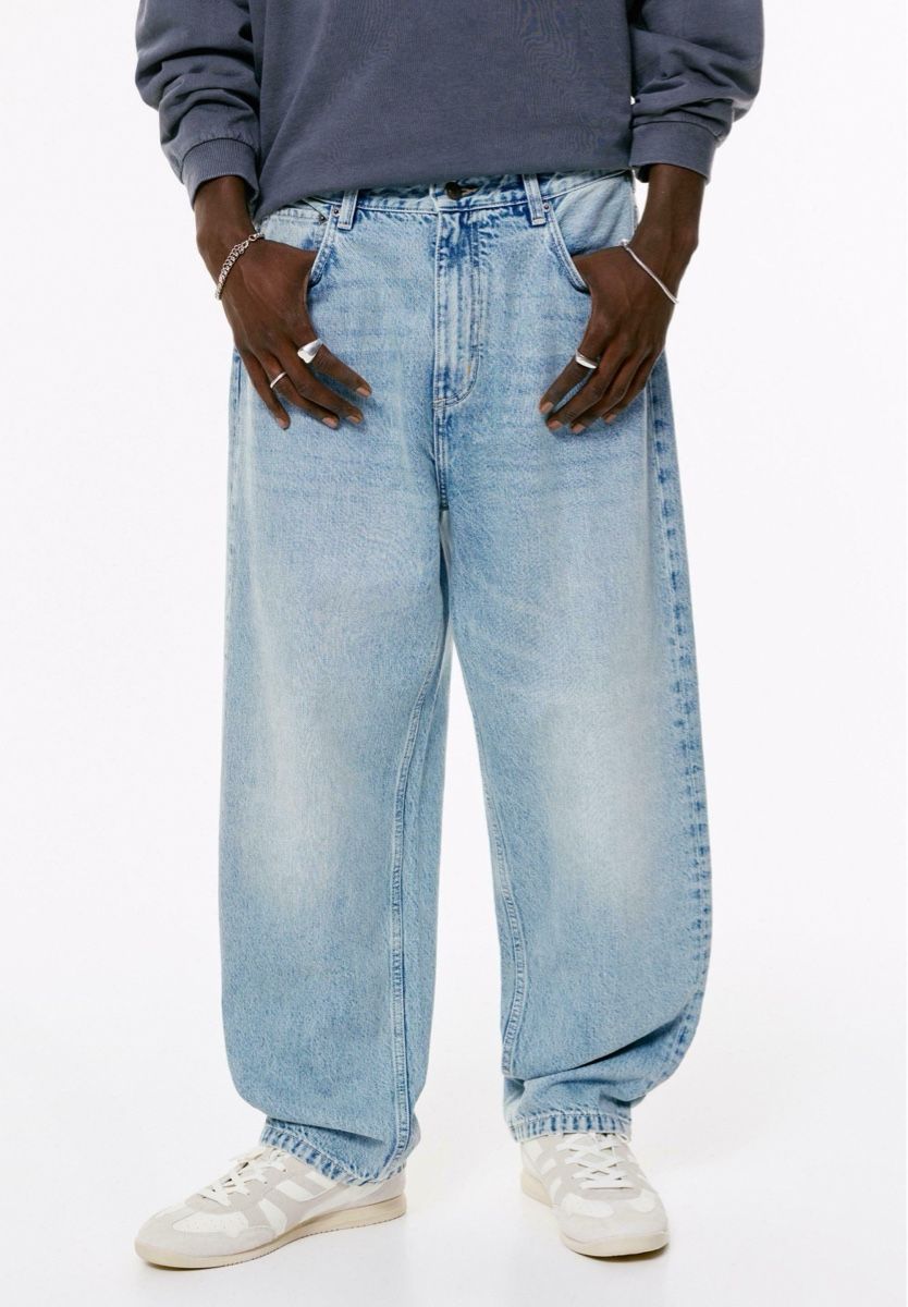 Pull&Bear Jeans: Jeans PULL&BEAR Baggy hellblau Gr. 36 – Usato da Zürich venduto da sofiasstars 5