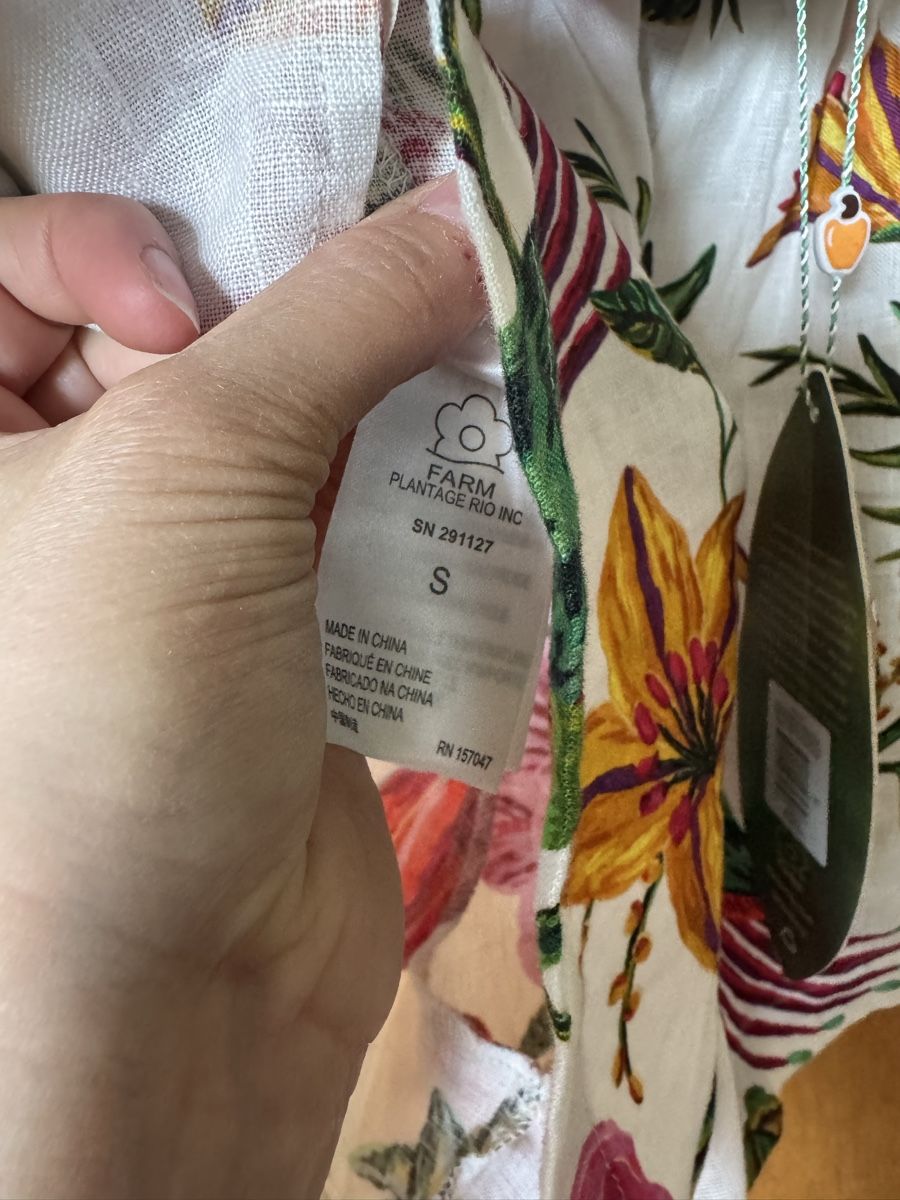 Farm Rio Pantaloni: Short farm Rio - t S – Nuovo e nell'imballaggio originale da Le Lignon venduto da mae_9hql 2