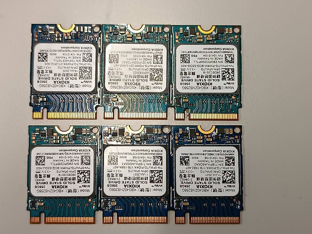 Disques durs: SSD 256GB NVMe – D'occasion à Eysins par Lochi1
