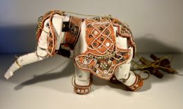Marionnette éléphant articulé bois et tissu, Inde, vintage