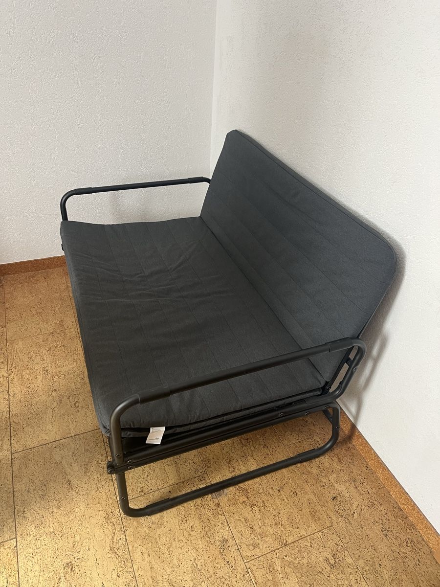 Sofas: HAMMARN IKEA Klappbett/sofa – Neuf (Voir description) à Einsiedeln par sandramon 1
