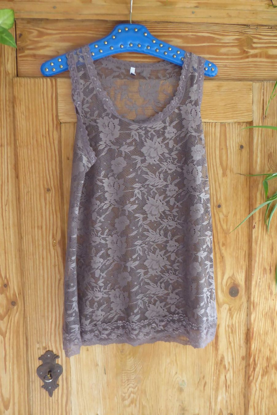 Top: Spitzen  Long Top Gr M  CHICOREE – Usato da Sargans venduto da Benziner