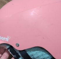 Casque de ski/snowboard Bern, rose, état acceptable