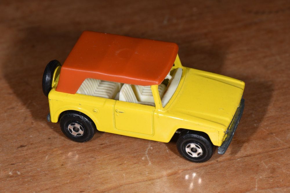 Lesney Matchbox Series No. 18 Field Car - 1969 Original - Yellow Diecast - 1:64 Scale - Made In UK