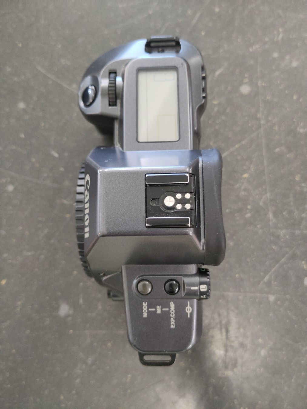 Canon Fotocamera: Canon EOS 600 analoge Kamera – Usato da Pratteln venduto da Cartonsducoeur_bl 1