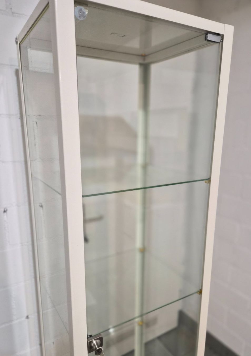 Ikea Vetrine: Vitrine weiss Ikea – Usato da Wil SG venduto da san_tpd2 1