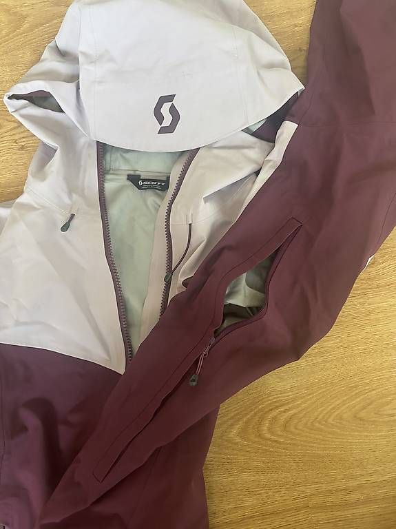 Scott Completi & Tailleur: Scott Skianzug Damen – Usato da Fulenbach venduto da zoe_y7zc 3