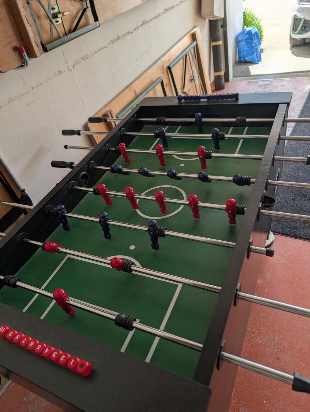 Giocattoli: Tischkicker Tischfussball Töggelikasten – Usato da Wislikofen venduto da Danielsson15 2