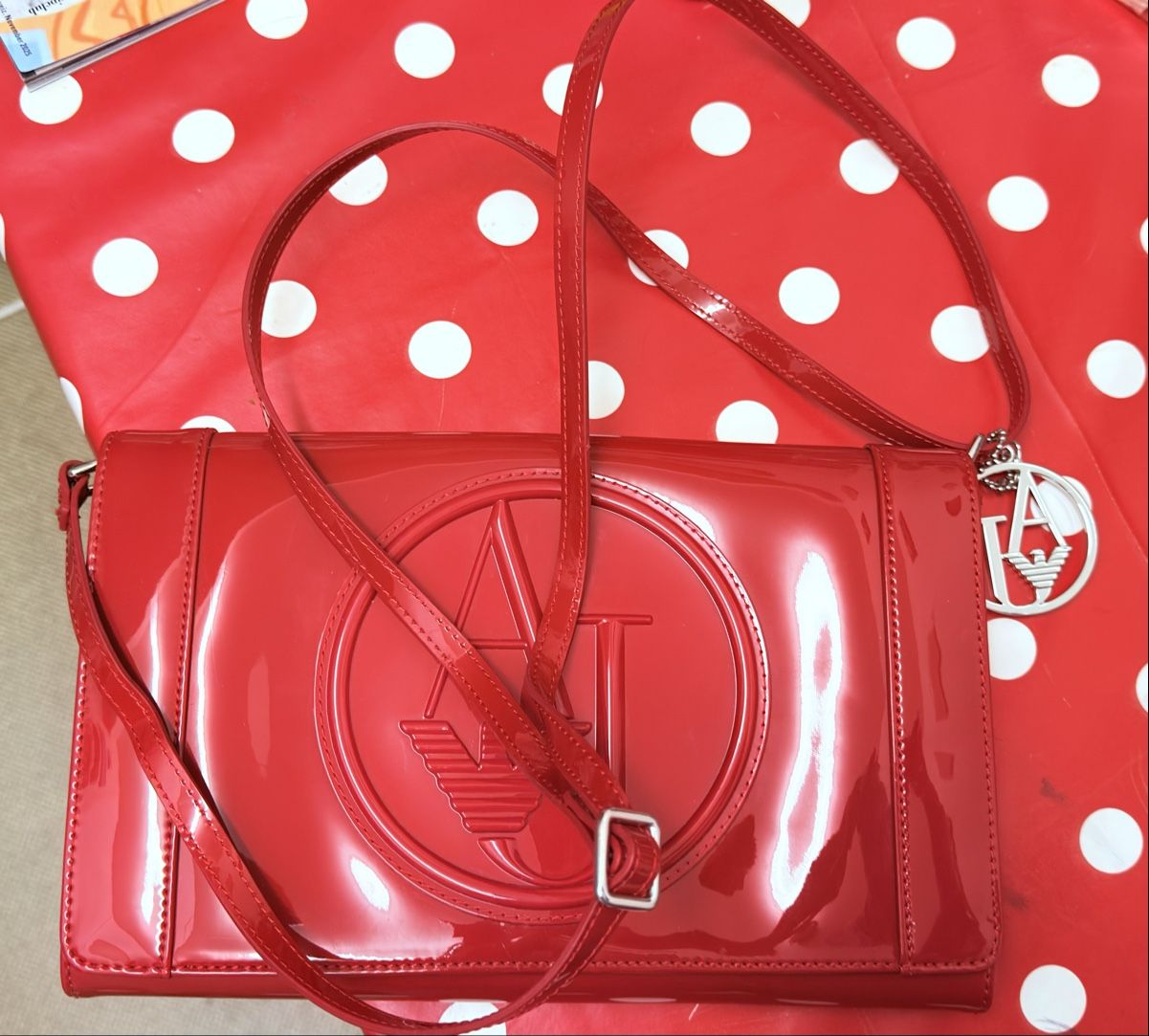 Armani Borse da donna: • Armani Clutch / Tasche • – Usato da Basel venduto da mendoza13 3