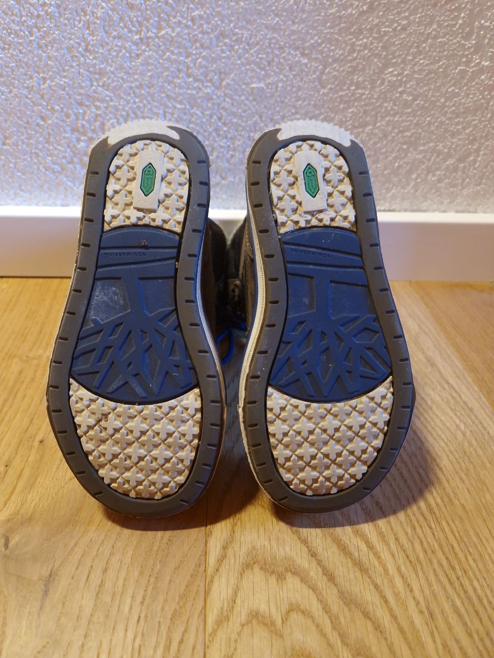 Timberland Scarpe per ragazze: Timberland Stiefel Mädchen Grösse 26.5 – Usato da Mellingen venduto da BiBi.16 7