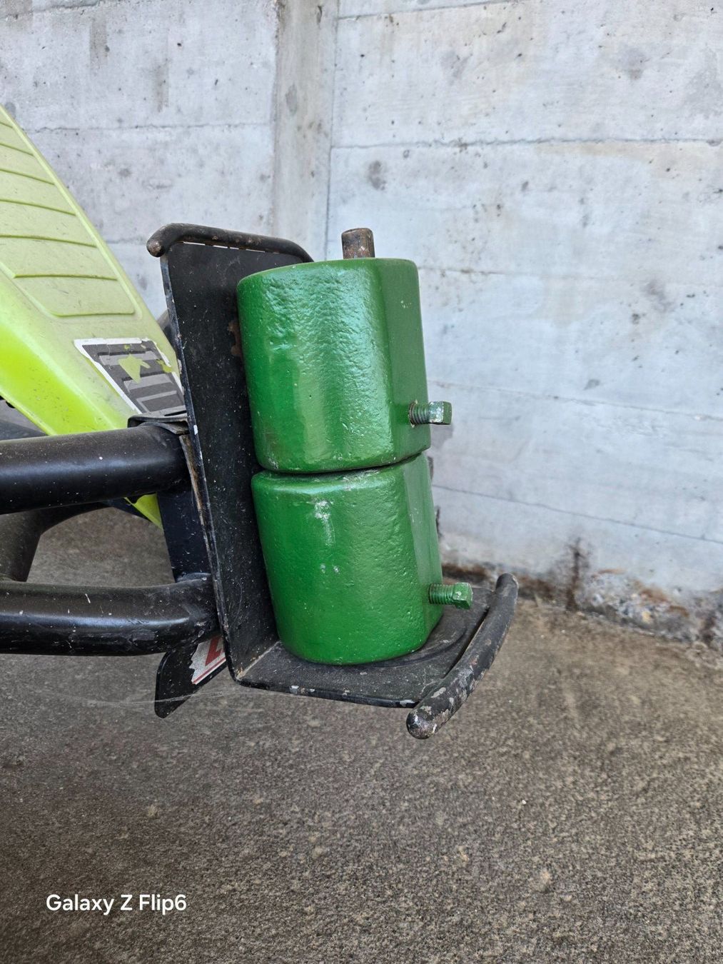 Veicoli per bambini: Berg Traktor mit diversem Zubehör – Usato da Weesen venduto da Lenco1 2