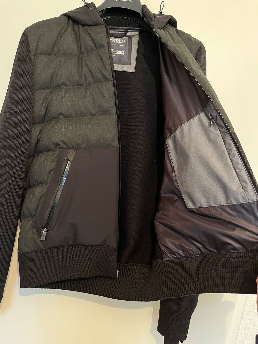 Herno Giacche: Herno Jacke – Nuovo e nell'imballaggio originale da Kilchberg ZH venduto da nil_tvt7 8