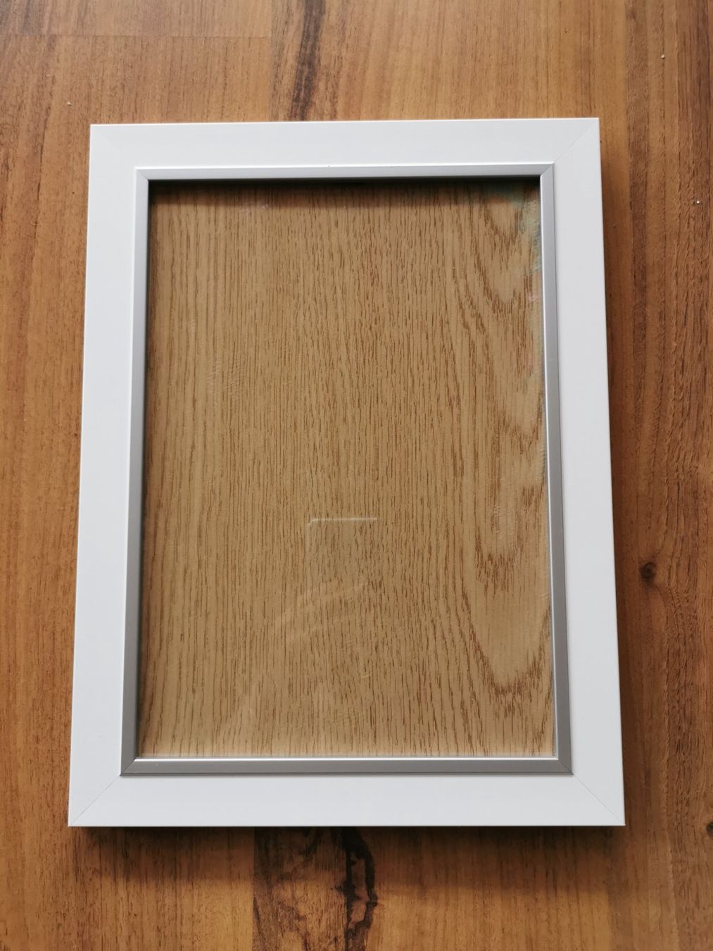 Cadres de tableaux: Weisser Bilderrahmen – D'occasion à Glattfelden par sut_q8d2