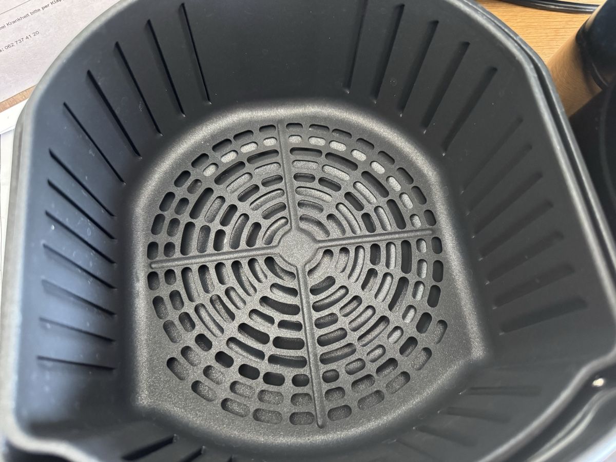 Weber Küchengeräte: Weber Heissluftfritteuse wie neu – Gebraucht aus Unterkulm von mahu87 2