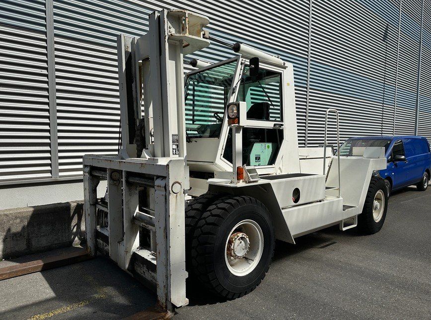 Diesel Carrelli elevatori e a forche: Boss Steinbock Stapler – Usato da Alpnach-Dorf venduto da Hess-Automobile