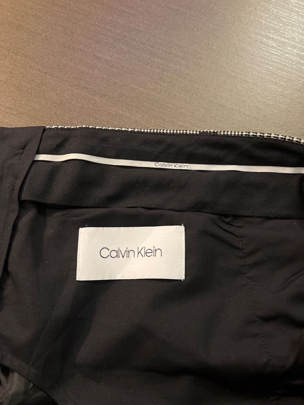 Calvin Klein Hosen: Schöne karierte Hose von Calvin Klein – Gebraucht aus Zürich von dst_zmg6 4