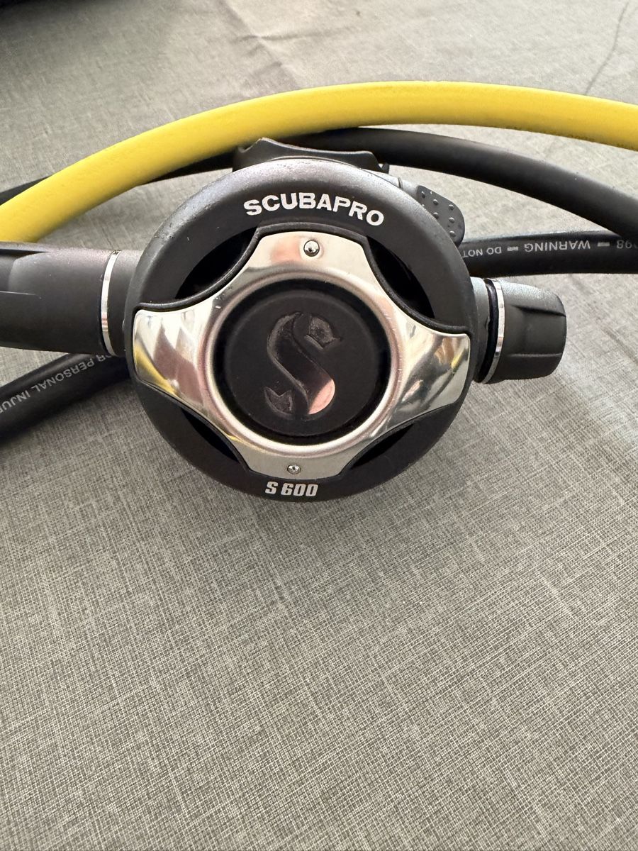 Scubapro Atemregler & Jackets: Atemregler – Gebraucht aus Susten von Kora003 1