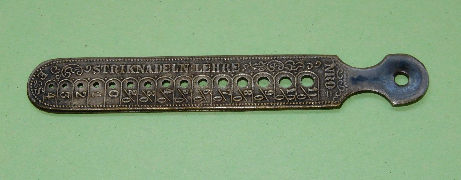 Ferri: Stricknadeln Lehre Metall – Usato da Trasadingen venduto da Traadinger